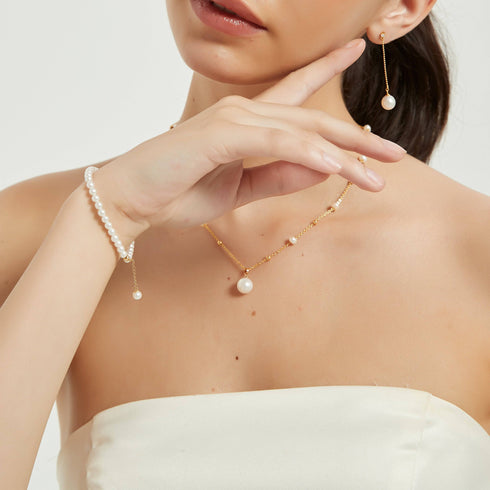 Dainty White Freshwater Pearl 18K Gold Bracelet - House Of Pearls